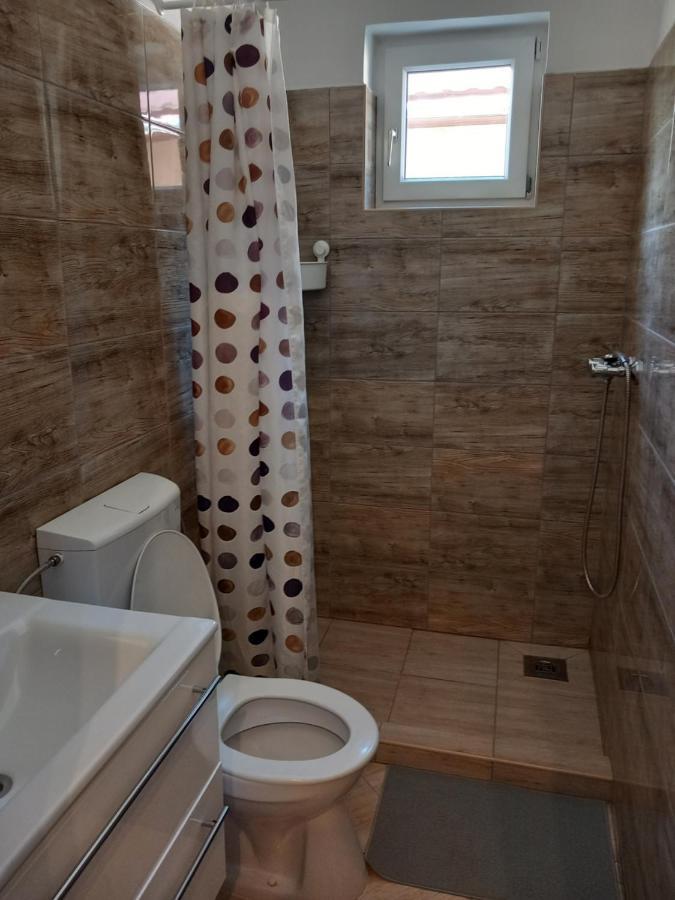 Апартаменты Hanna Apartman Балатонлелле Экстерьер фото