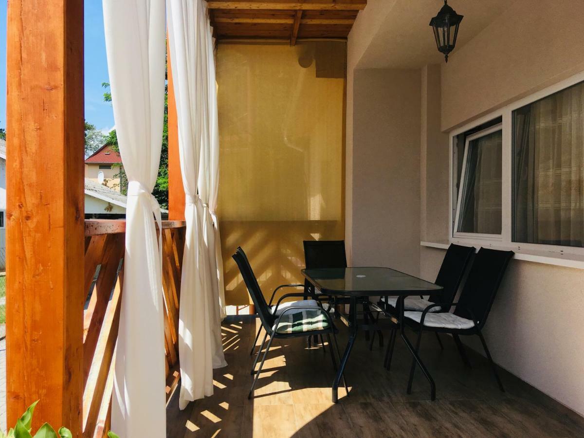 Апартаменты Hanna Apartman Балатонлелле Экстерьер фото