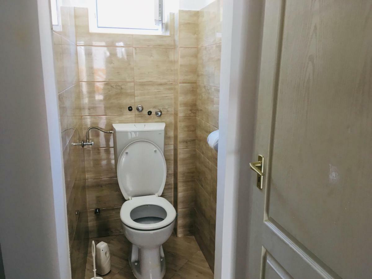 Апартаменты Hanna Apartman Балатонлелле Экстерьер фото